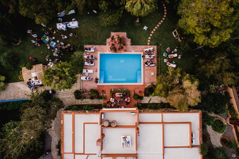 Cena en el jardín