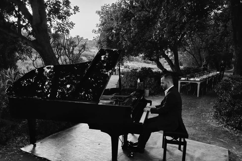 Piano solo en cena de boda