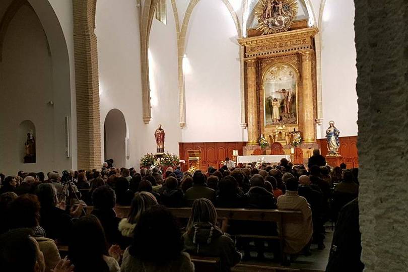 Solista en iglesia