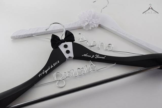 Perchas para novios personalizadas, Personalized bridal hanger, percha  madera nombre, wedding day, vestido de novia, novios, matrimonio -   España