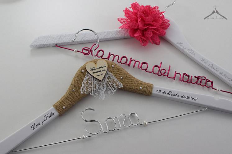 Perchas personalizadas boda