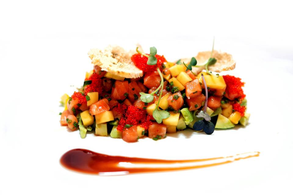 Tartar de Salmon con Mango