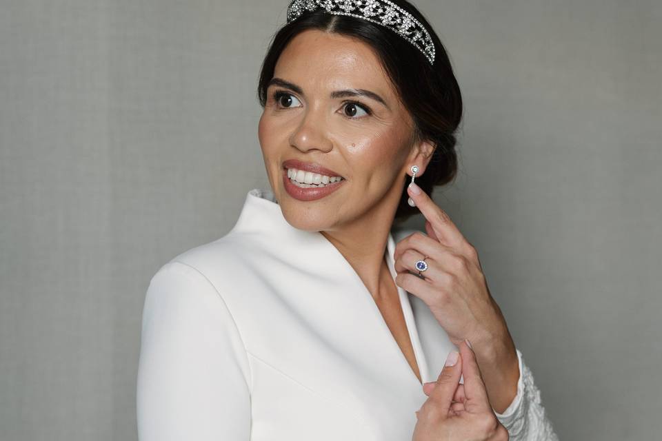 Maquillaje y peinado de novia