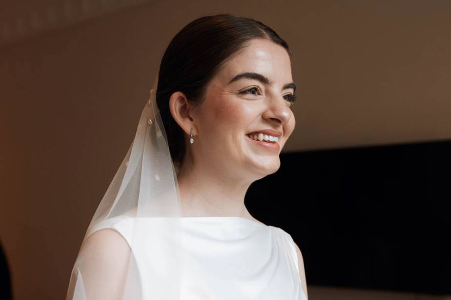 Maquillaje y peinado de novia