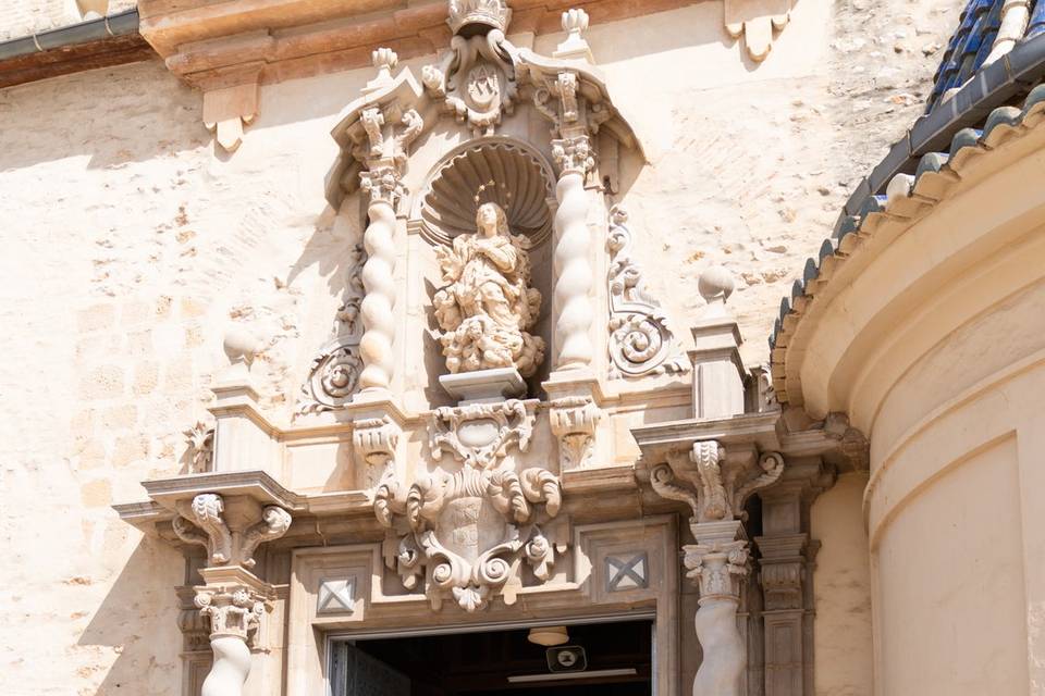ACCESO IGLESIA TORRES FLOR