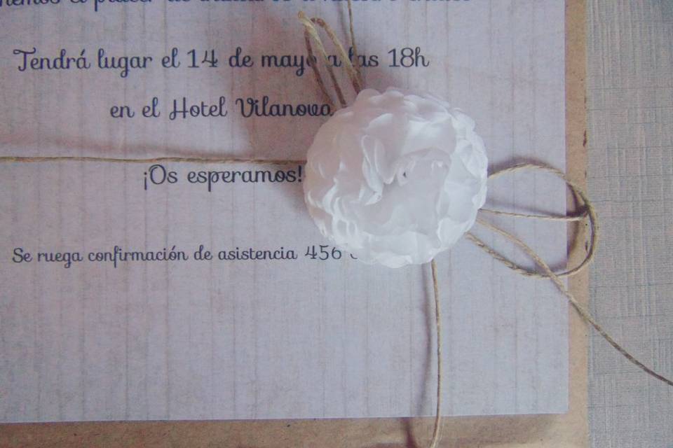 Invitación pompón