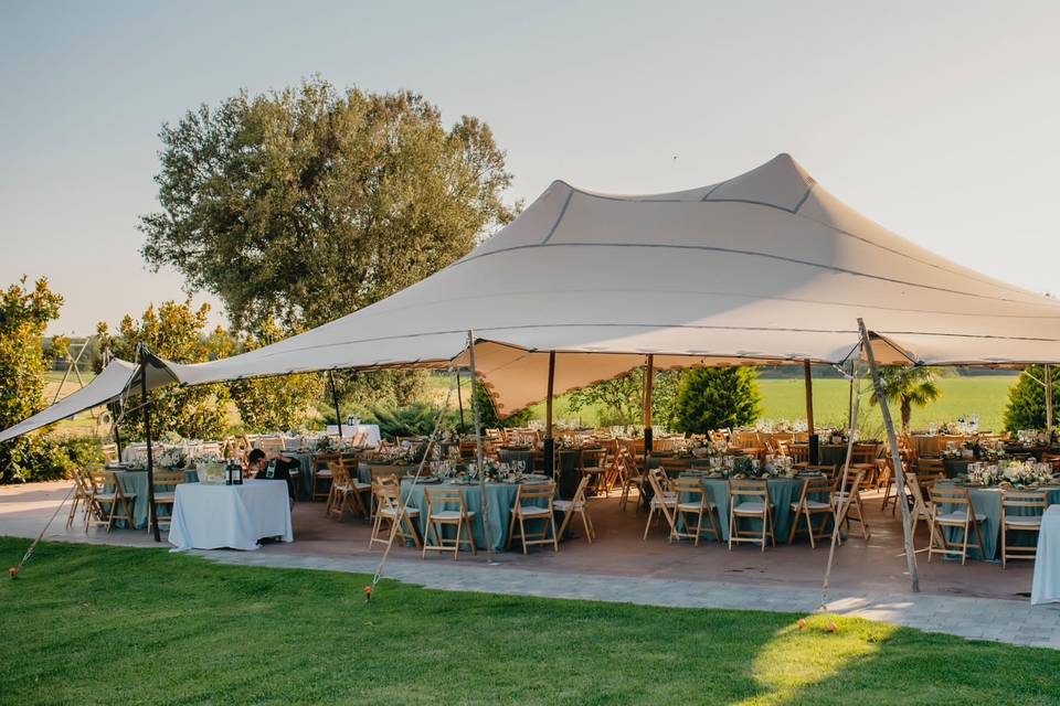 Comedor en carpa