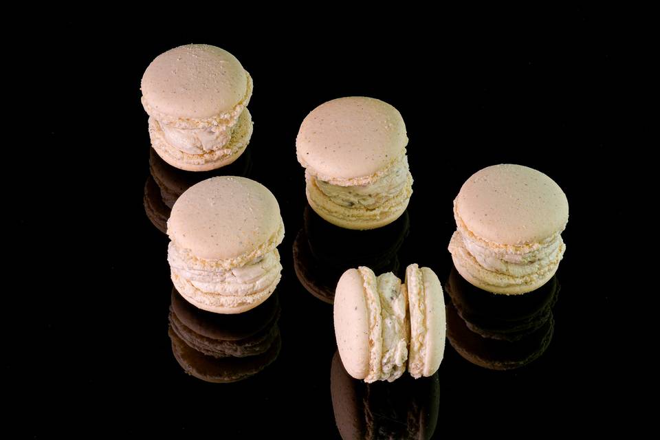Macaron de algas con ancoas