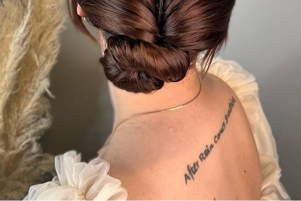 Servicio de maquillaje y peluquería para boda