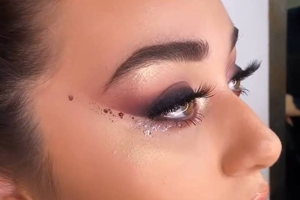 Servicio de maquillaje y peluquería para boda
