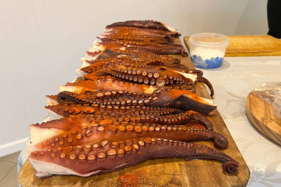 MEA DE PULPO A LA BRASA