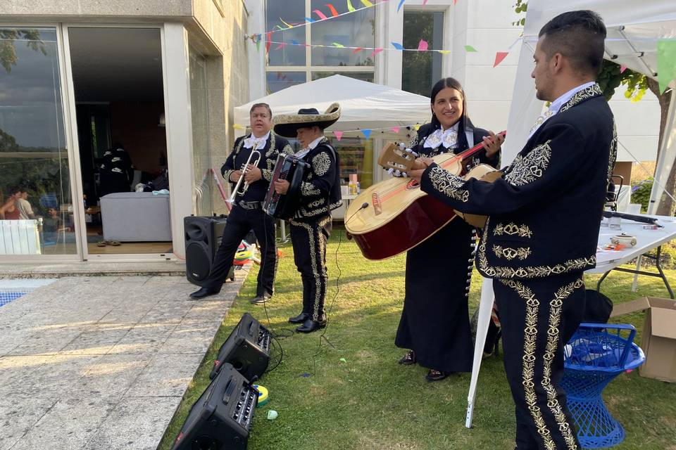 Mariachi Galicia es Mexico