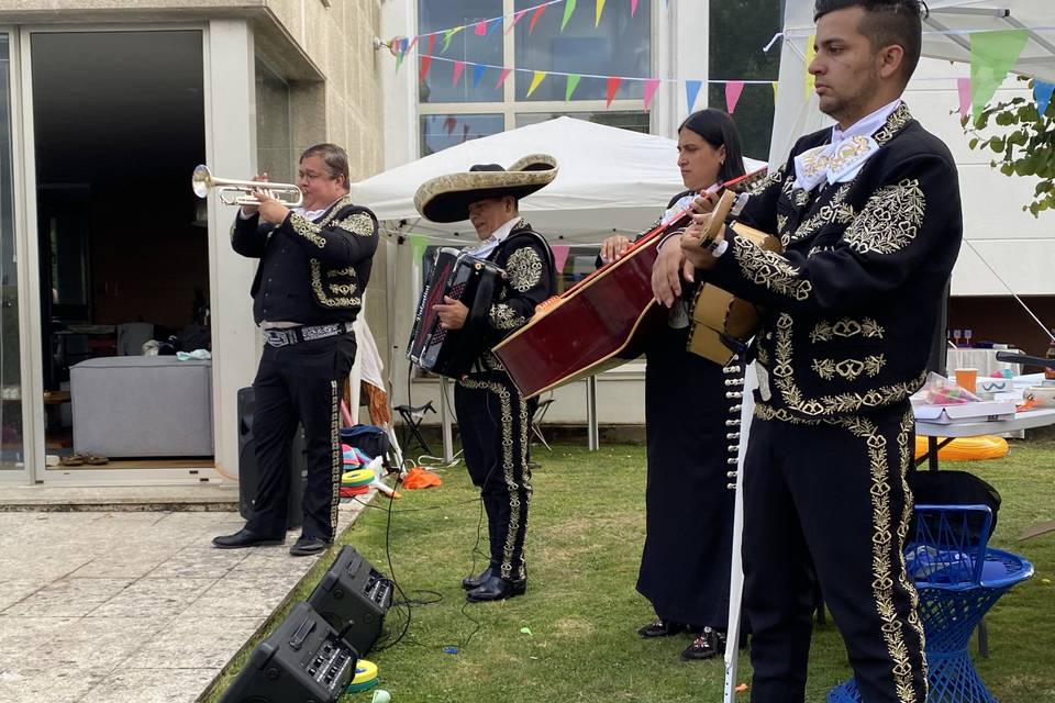 Mariachi Galicia es Mexico