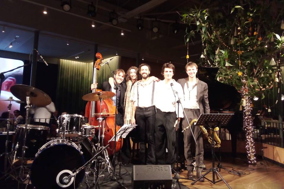 Whole band