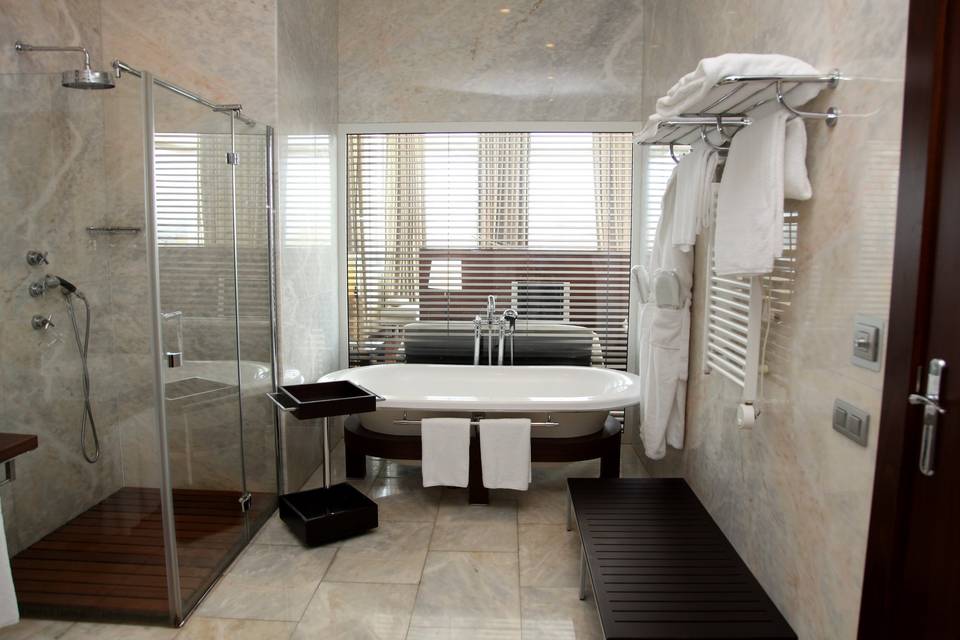 Baño junior suite