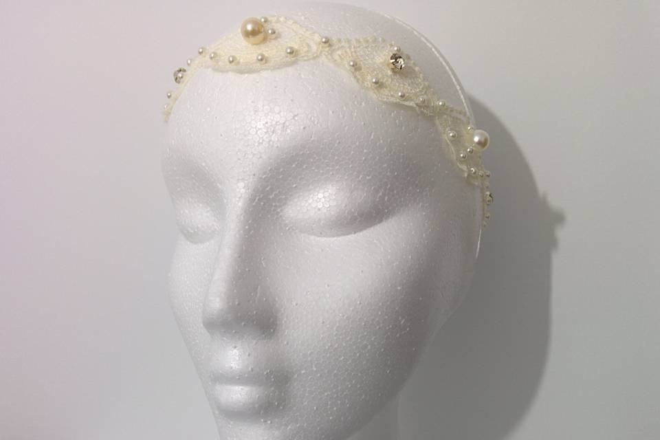 Modelo Istar con perlas