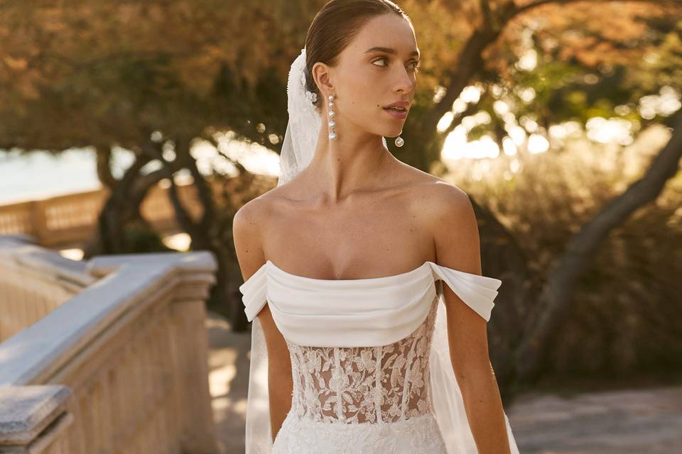 Luna Novias & Special Novia