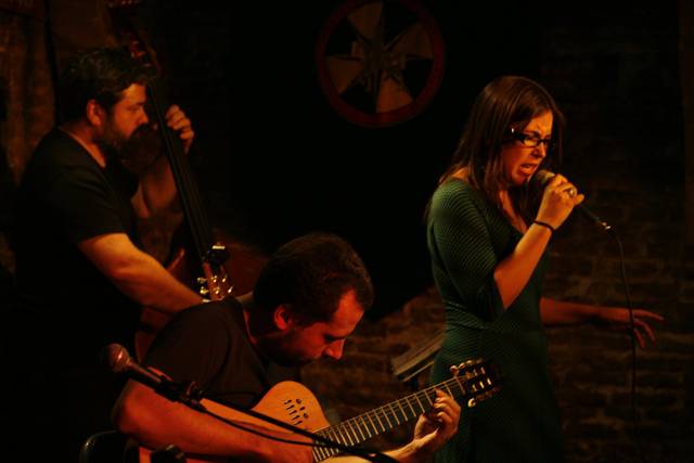 Trío musical