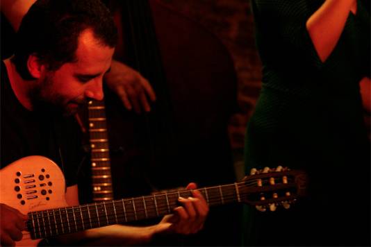 Terela Strings&Songs