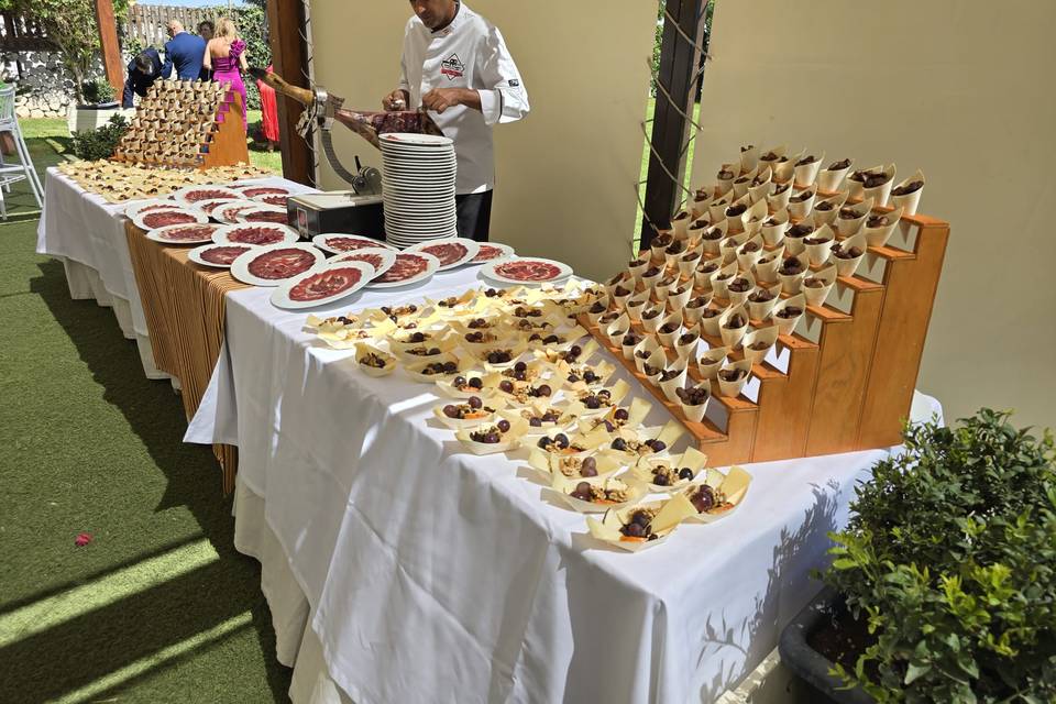 Cortador de jamón y buffet