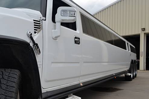 Hummer white