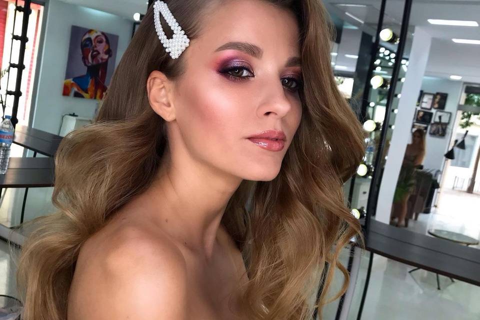 Maquillaje y pelo para novia