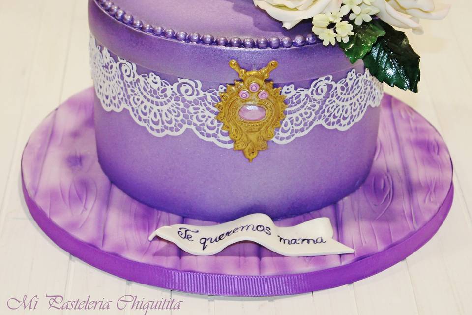 Tarta Caja Violeta