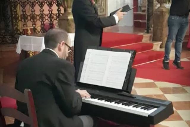 Piano y voz