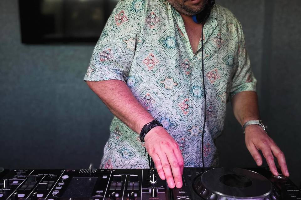 DJ profesional