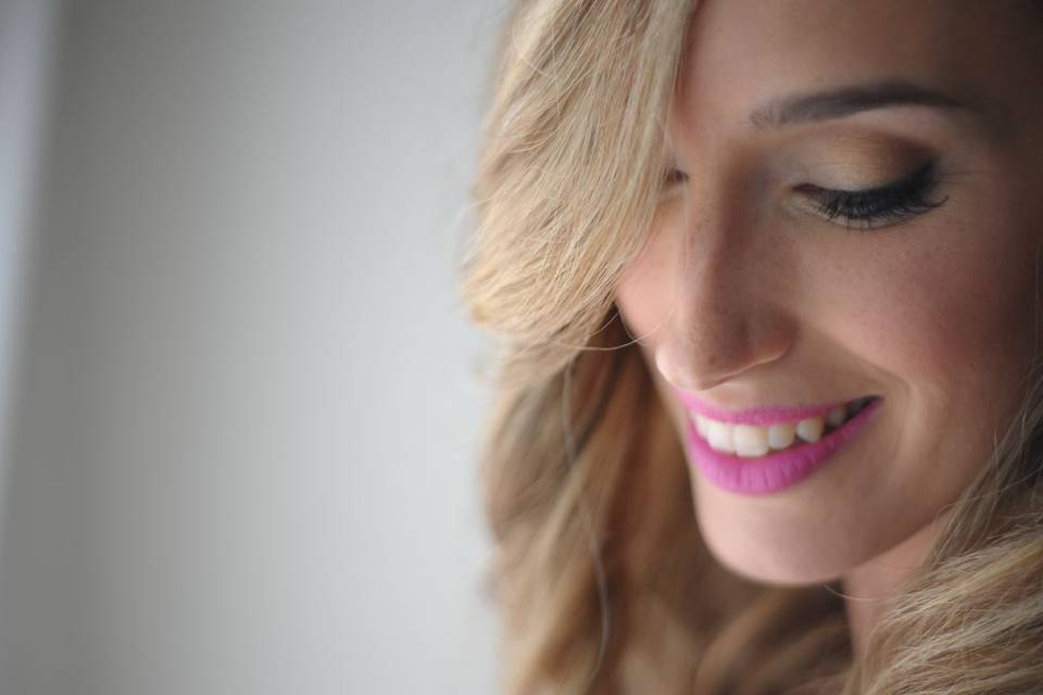 Peinado y maquillaje