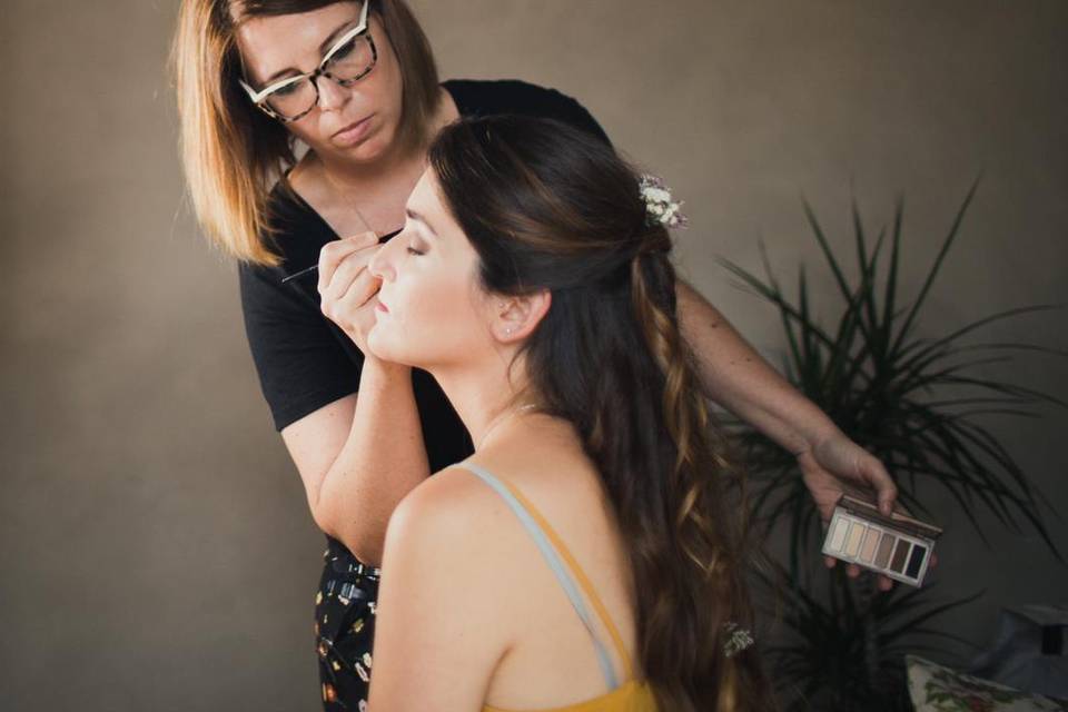 Peinado y maquillaje de novia
