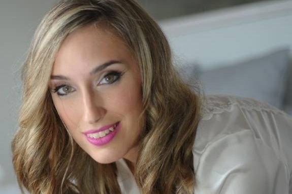 Peinado y maquillaje