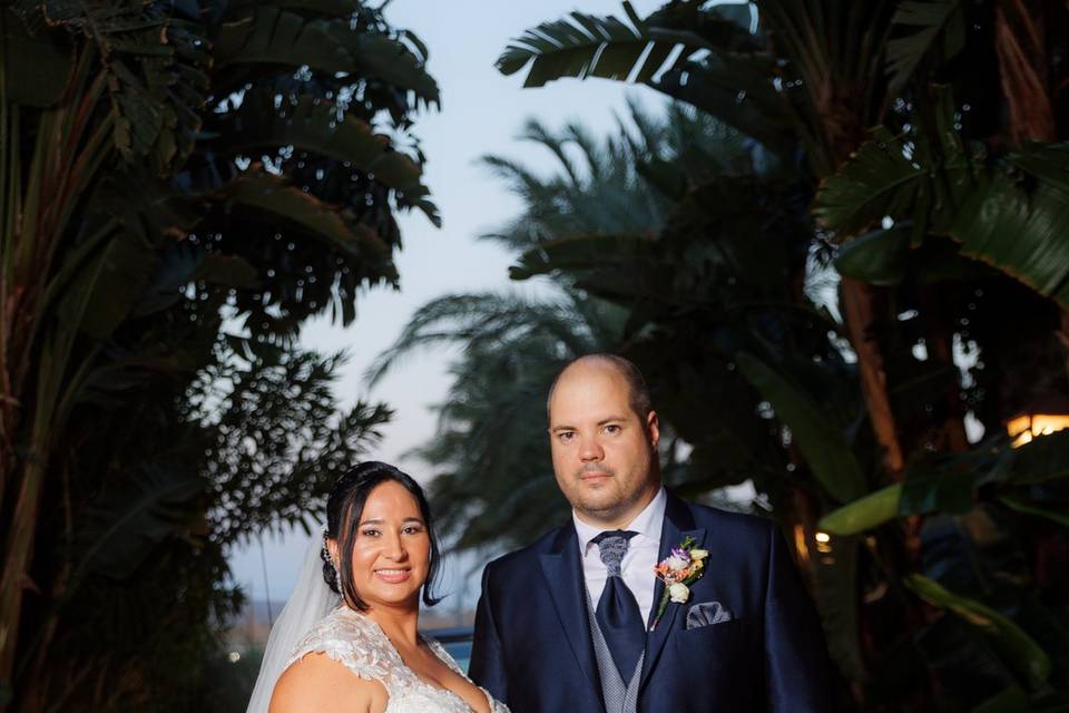 J & V