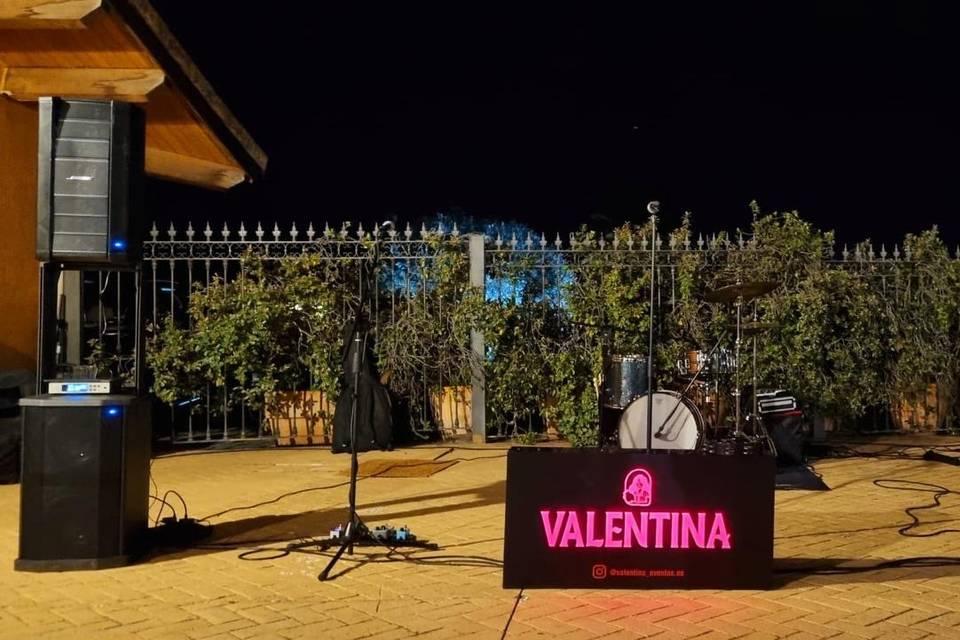 Equipo/escenario de la banda