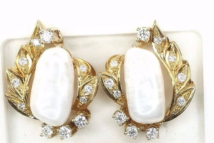 Pendientes de oro y perlas