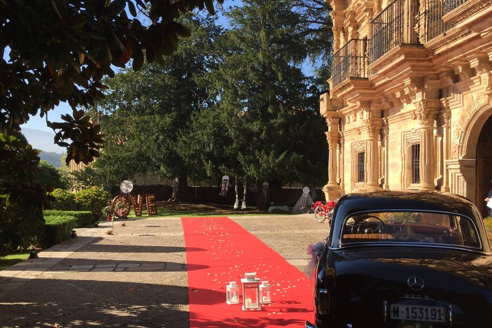 Entrada de los novios