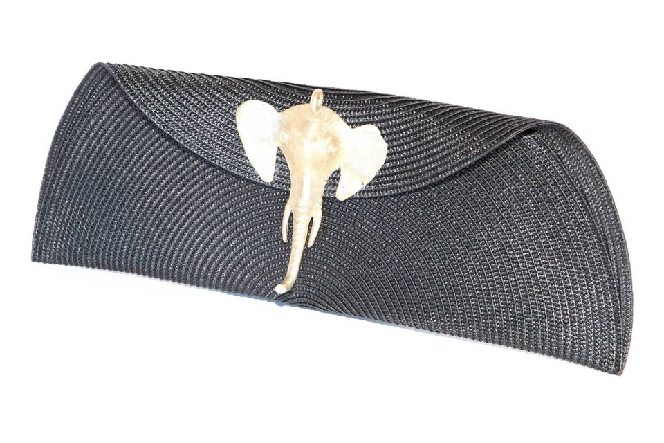 Cartera con detalle de elefante