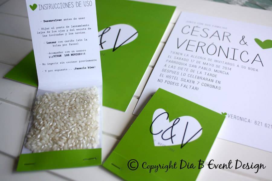 Arroz a juego con las invitaciones