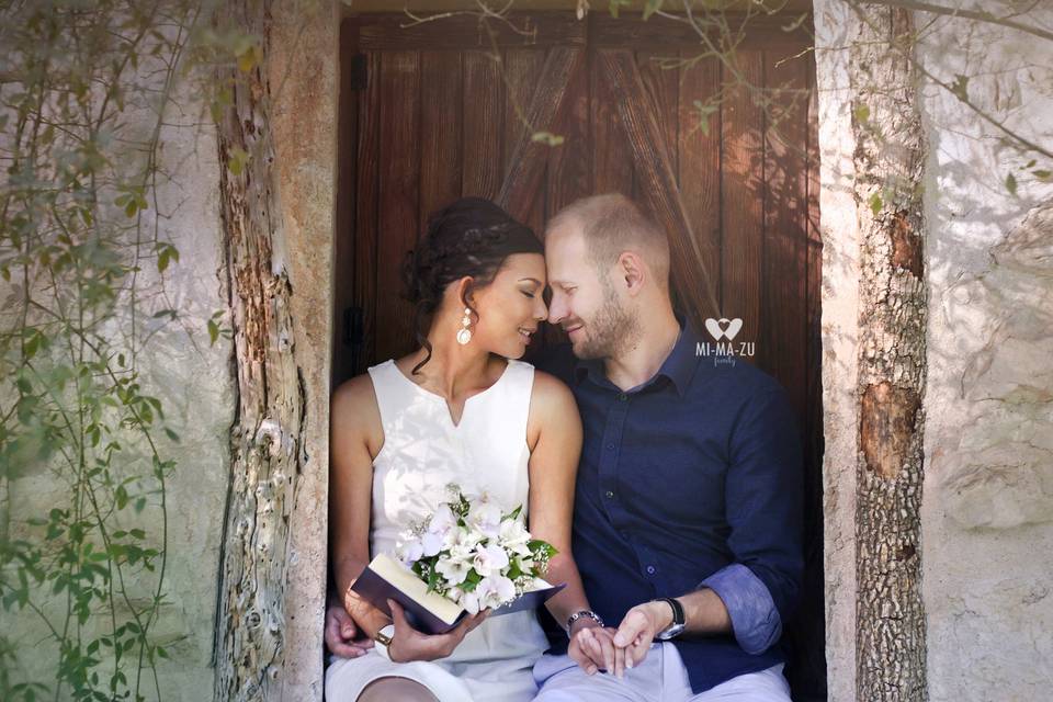 Pareja en la ventana