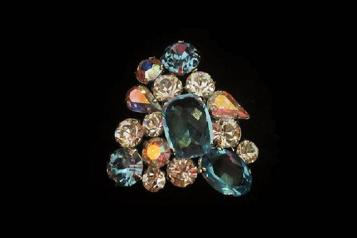 Broche orfila