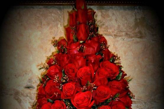 Jarrón de rosas para altar