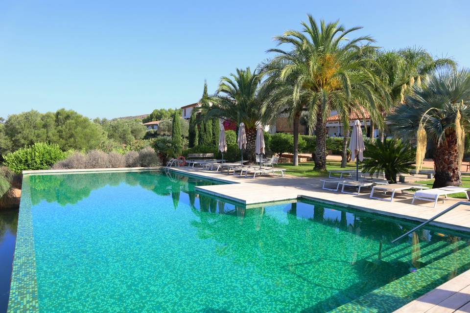 Mas Lazuli piscina infinita