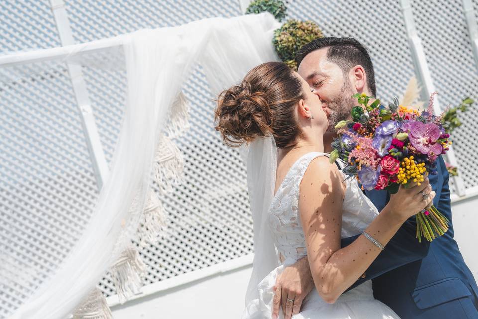 El beso de la felicidad