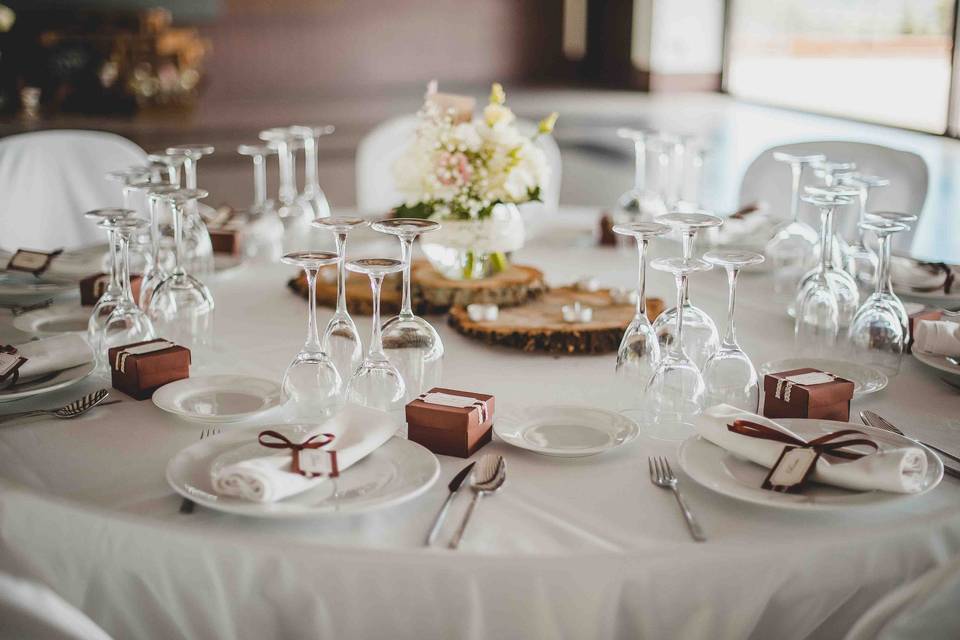 Mesa con flores