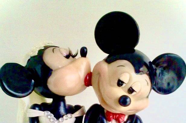Novios Mickey y Minnie Mouse