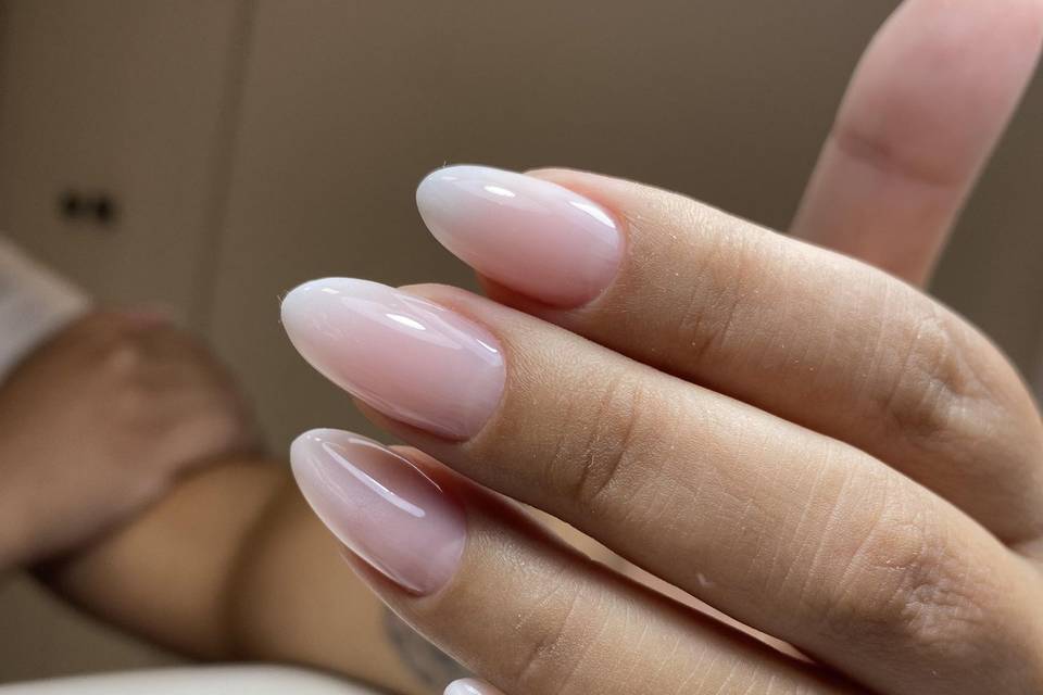 Manicura nupcial