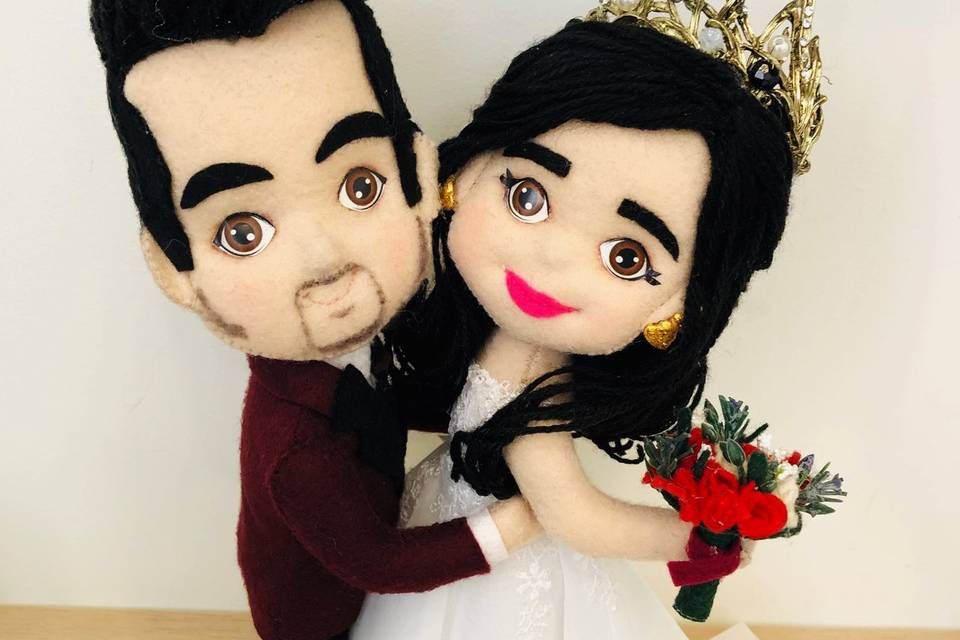 Novios Abrazados