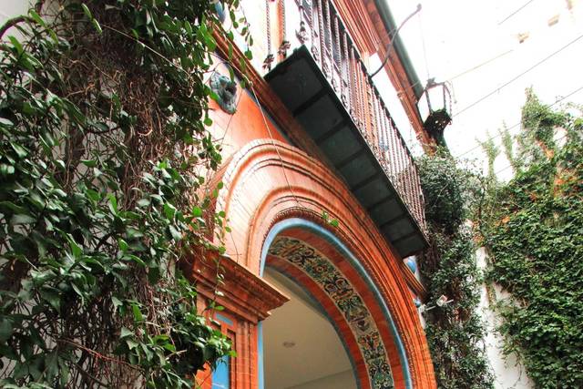 Arco de entrada al patio