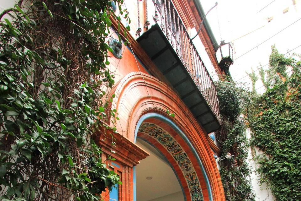 Arco de entrada al patio