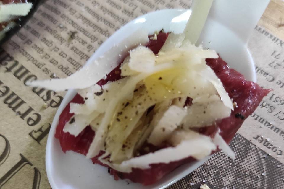 Carpaccio ternera con virutas